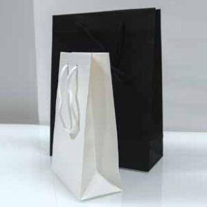 PLASTIFICATO OPACO BIANCO, NERO