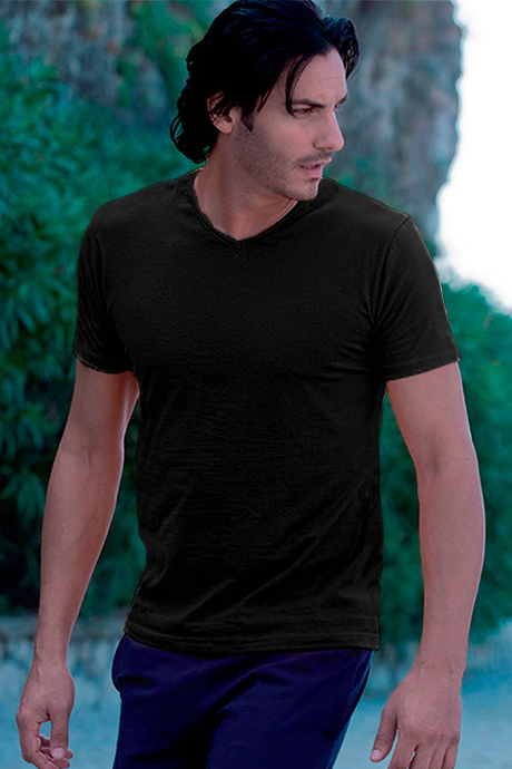 T-shirt uomo elasticizzata collo V - vista 7